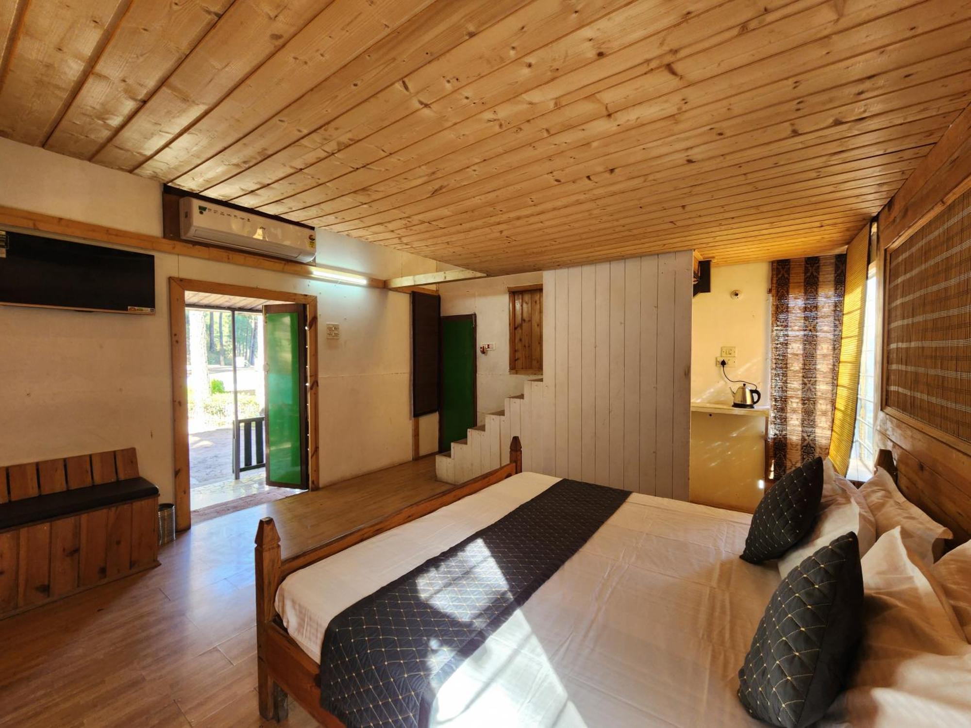Pine Valley Resort 카사울리 외부 사진